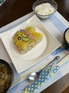 みんなで作る季節のちらし寿司~サン・オークス津山~