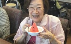 夏の風物詩!スイカ割り;~両備ヘルシーケア浜町