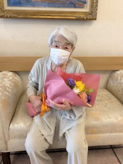 敬老の日を前に、届いたお祝い~サン・オークス倉敷~