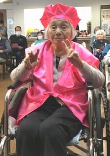 本年度二回目!!モモイロのお祝い~両備ヘルシーケア浜町